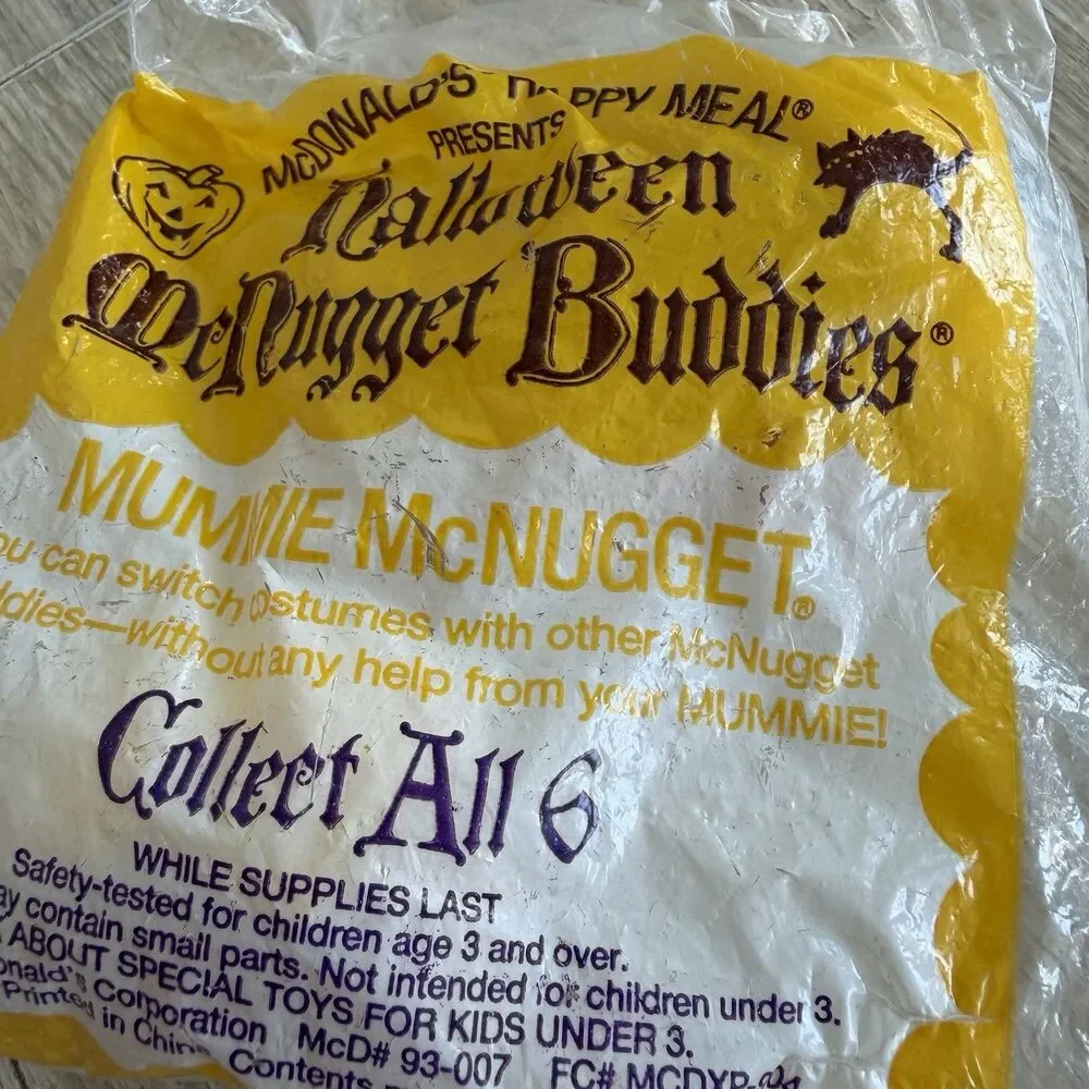 Vintage 1992 McDonald's Halloween McNugget Buddies Mummie Happy Meal Toy NIP
